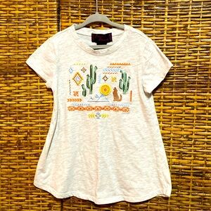 EUC Cowgirl Legend  gray embroidered Aztec cactus wolf, gray T-shirt, girls 5